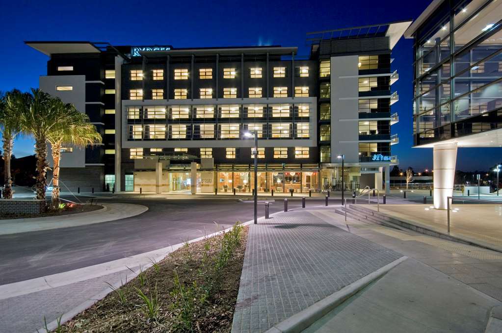 מלון Rydges קמפבלטאון מראה חיצוני תמונה